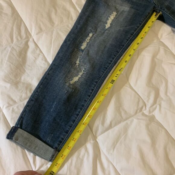 SPECIAL A, Boyfriend Capri, near new condition, very cute detail, cotton/spandex - Picture 11 of 16